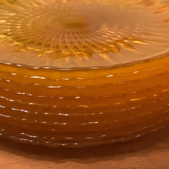 10 50’s MARIGOLD IRIDESCENT LUSTER CARNIVAL GLASS SUNFLOWER PLATES MIDCE… - Picture 2 of 9
